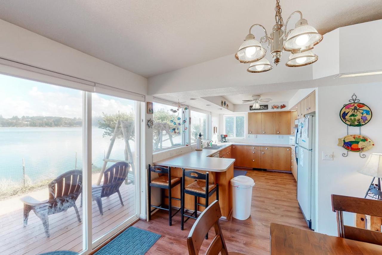 Villa Harbor House à Waldport Extérieur photo