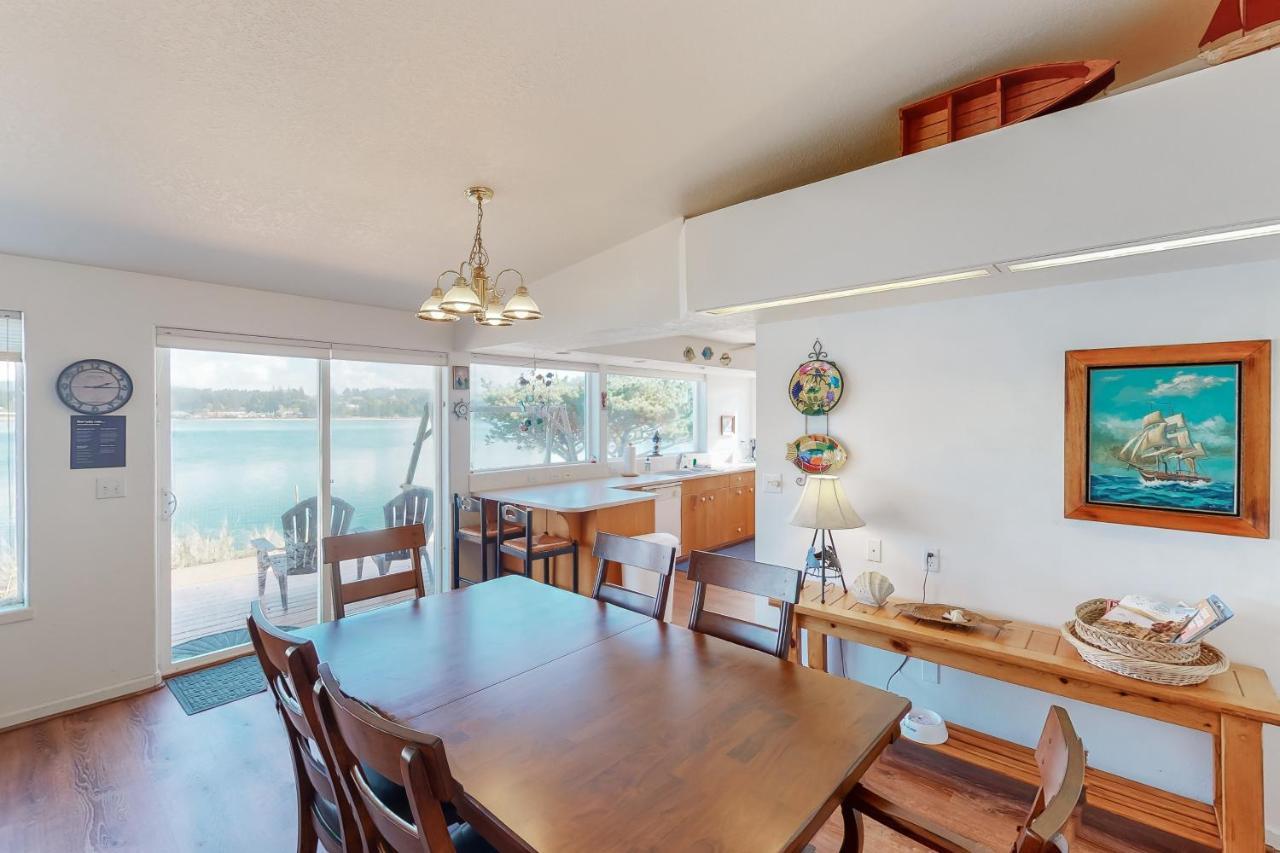 Villa Harbor House à Waldport Extérieur photo