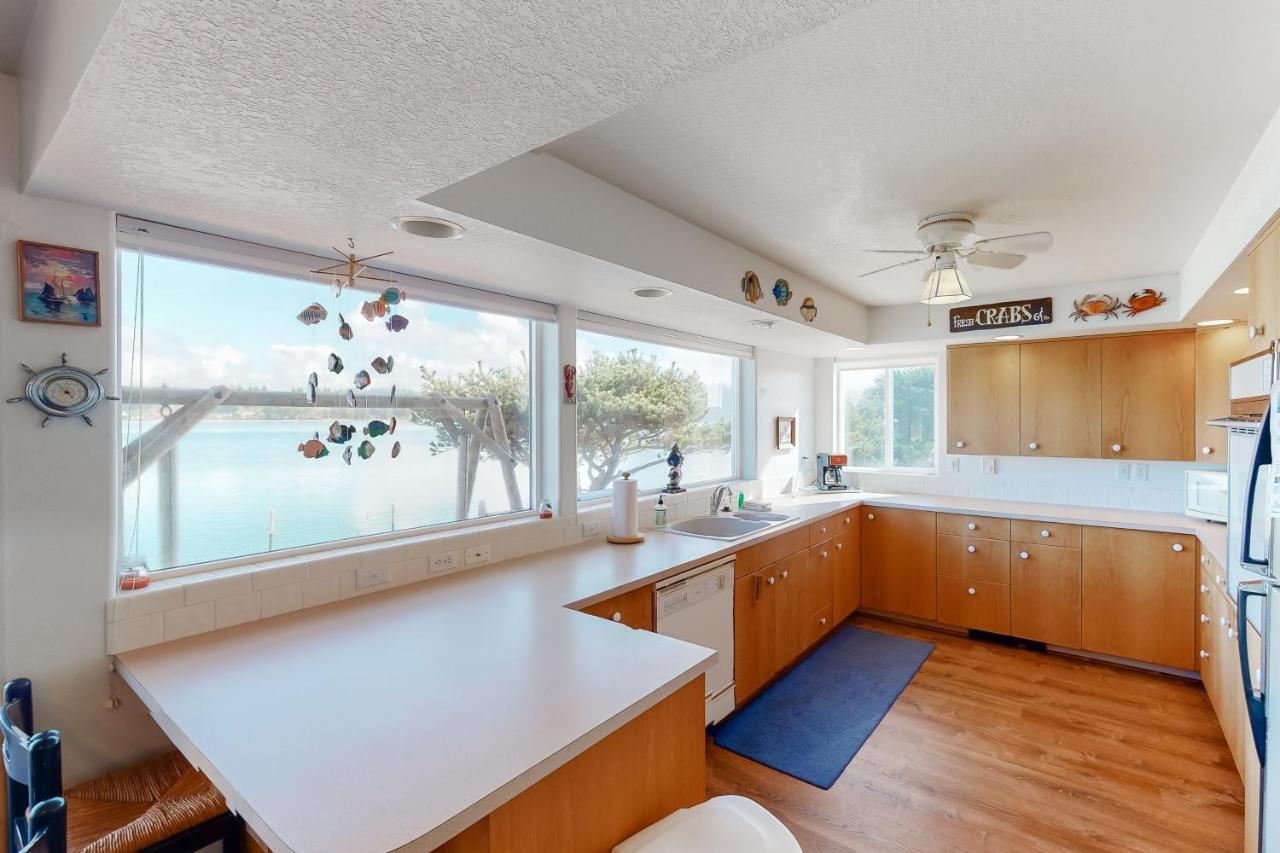 Villa Harbor House à Waldport Extérieur photo